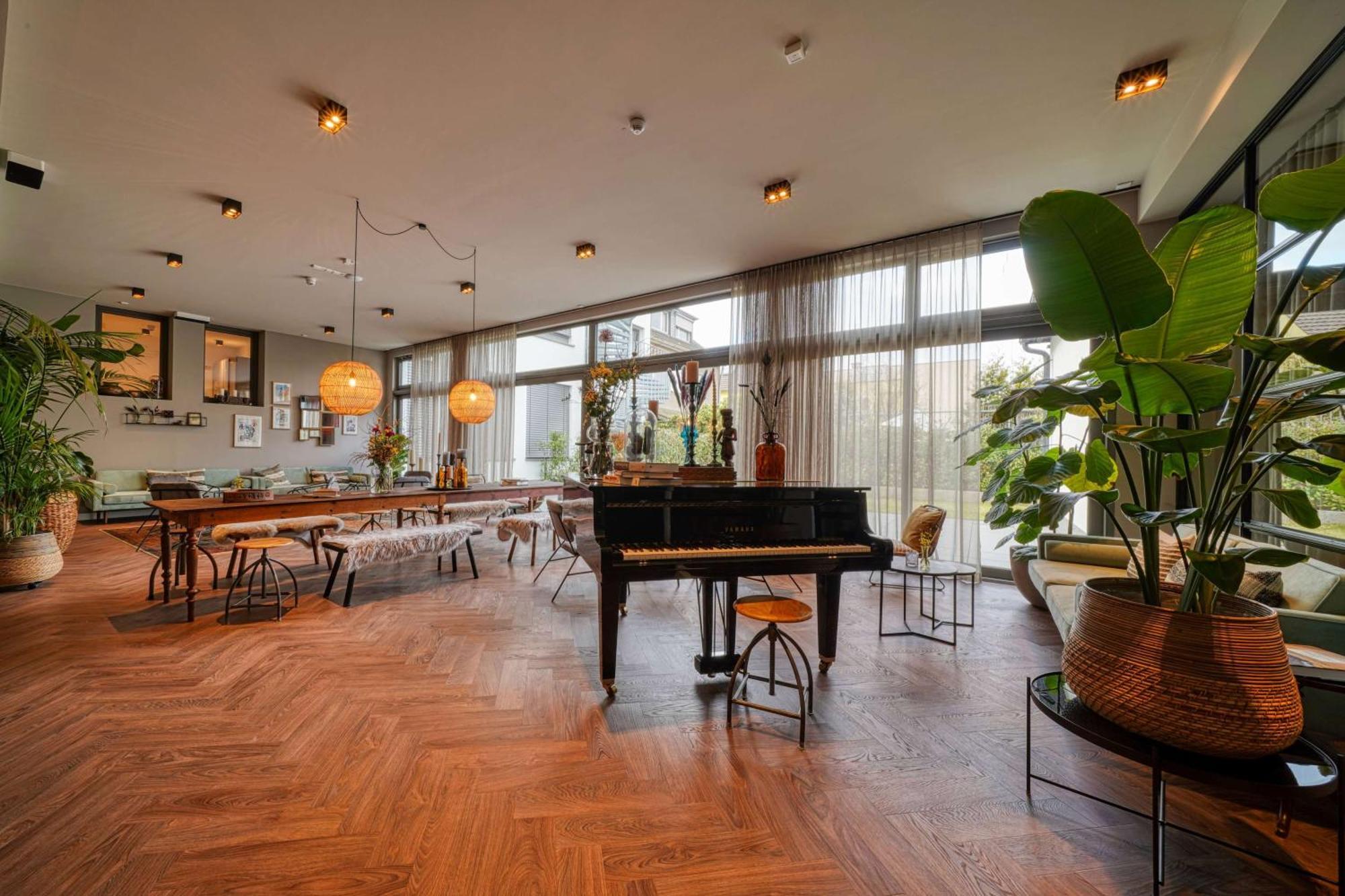 Vienna House Easy By Wyndham Bonn City Exterior photo